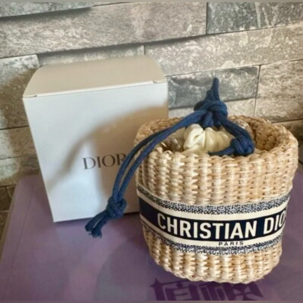 Dior Straw Drawstring Mini Pouch or Mini Bucket Bag in Cream and Blue NWB GWP - Picture 6 of 13